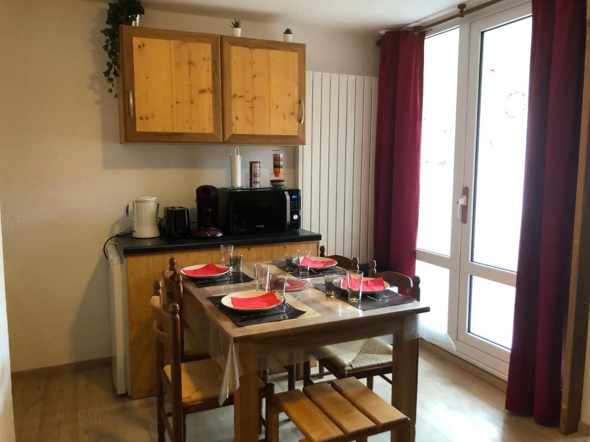 Petit Appartement Labellise Les 2 Alpes Residence Arc En Ciel Telesiege Petite Aiguille Les Deux Alpes Exteriér fotografie